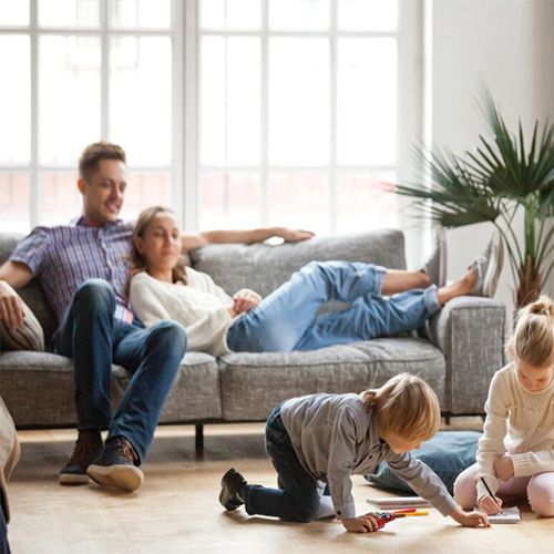 familie woonkamer sfeer deuren